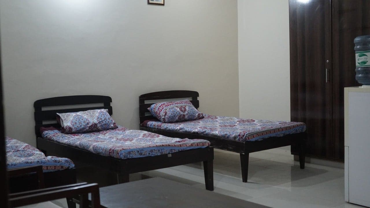 Affordable hostel mission
